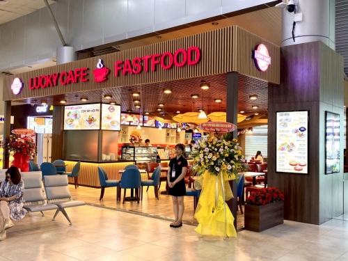 TƯNG BỪNG KHAI TRƯƠNG THÊM GIAN HÀNG LUCKY CAFE & FASTFOOD TẠI CẢNG HÀNG KHÔNG QUỐC TẾ CAM RANH